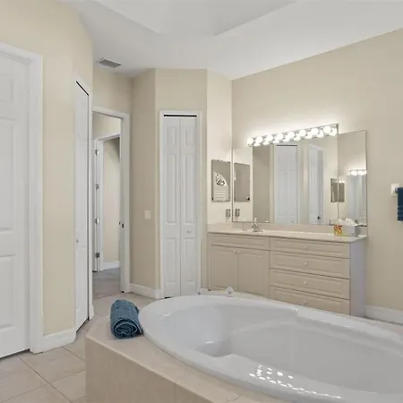 Cape Serenity- Luxury Waterfront Villa With Kayaks Cape Coral Extérieur photo