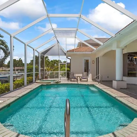 Cape Serenity- Luxury Waterfront Villa With Kayaks Cape Coral Extérieur photo