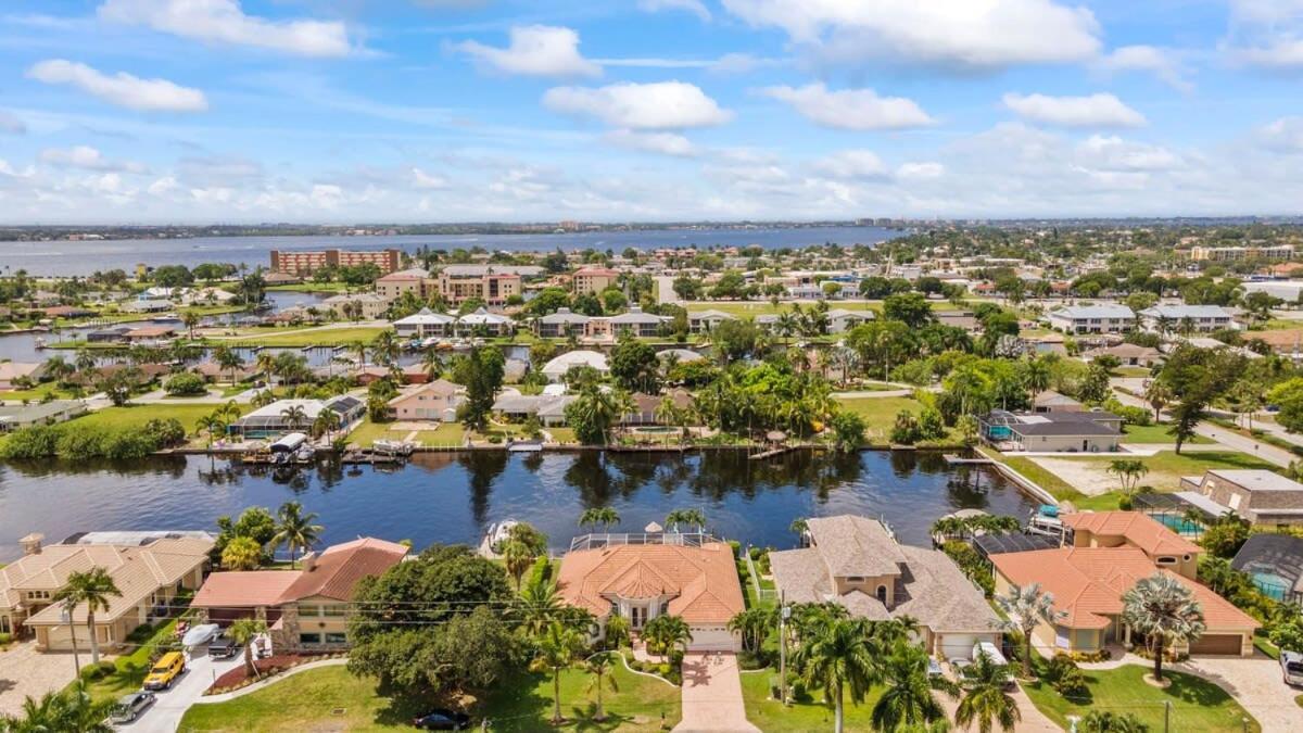 Cape Serenity- Luxury Waterfront With Kayaks Cape Coral