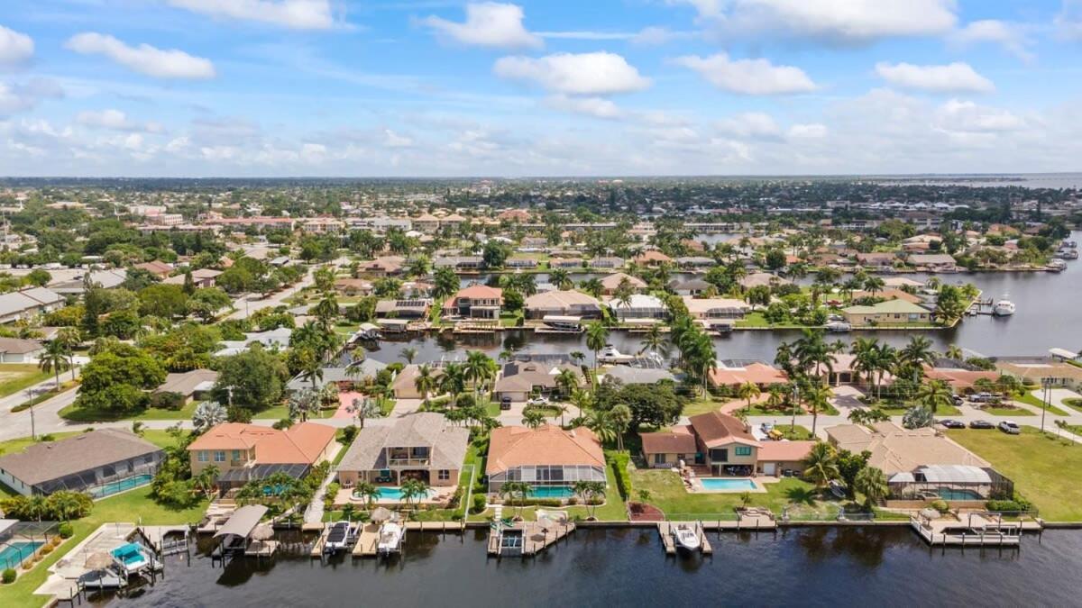 Cape Serenity- Luxury Waterfront With Kayaks