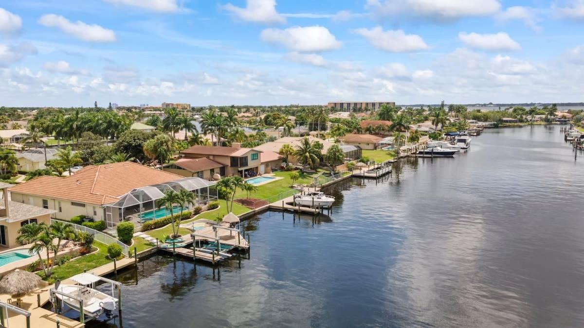 Hébergement de vacances Cape Serenity- Luxury Waterfront With Kayaks Cape Coral