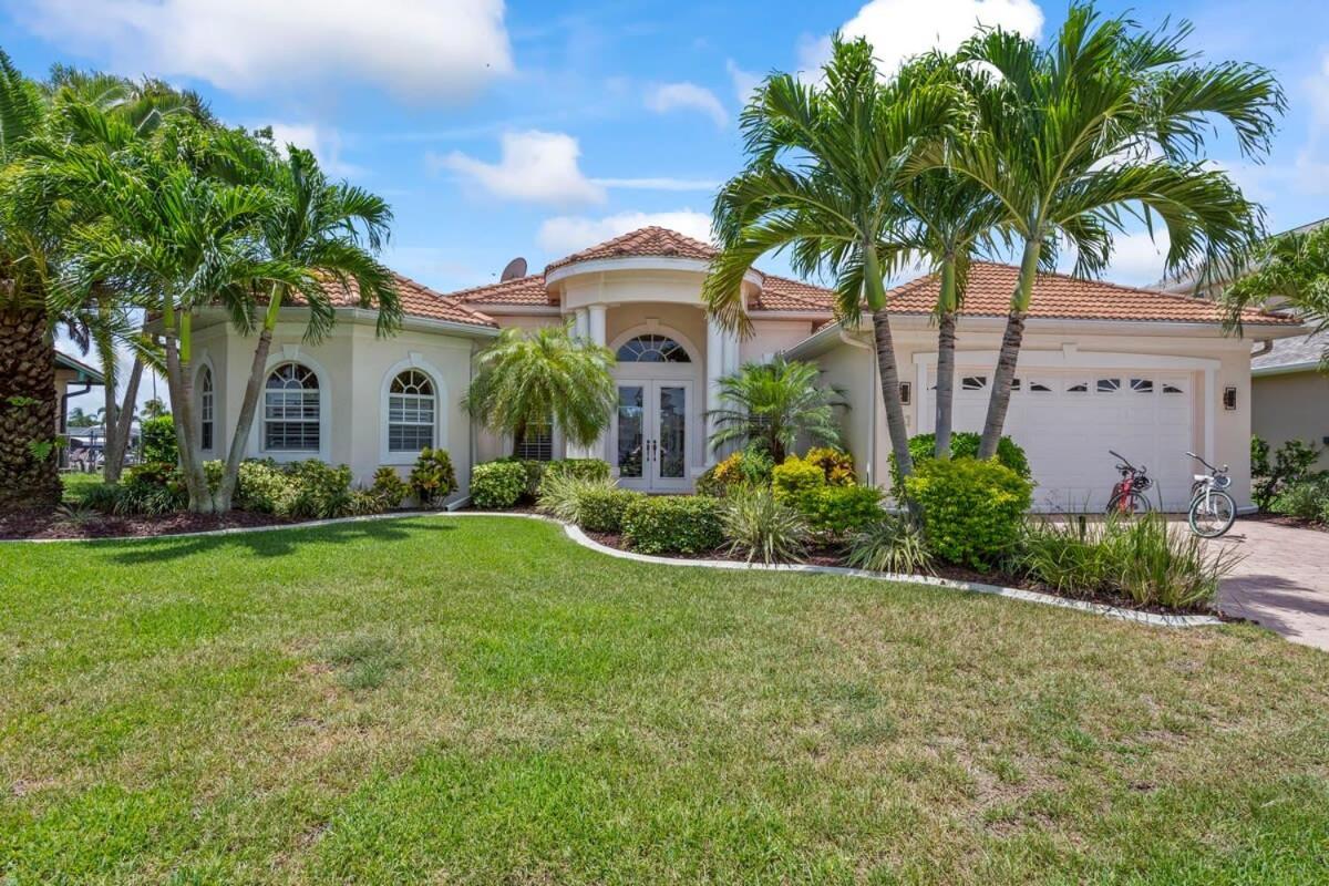 Cape Serenity- Luxury Waterfront With Kayaks * Cape Coral
